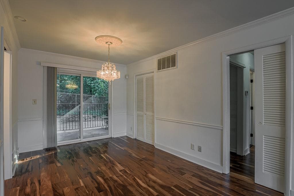 2 bedroom, 1 bathroom, 923 sq ft condominium for sale at 510 Coventry Road 11B, Decatur, GA 30030 — photo 9