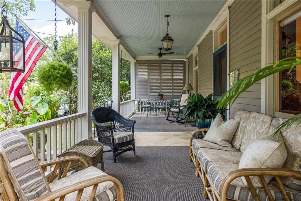 5 bedroom, 3 bathroom, 3,299 sq ft single family residence under contract at 338 Mell Avenue, Atlanta, GA 30307 — photo 3