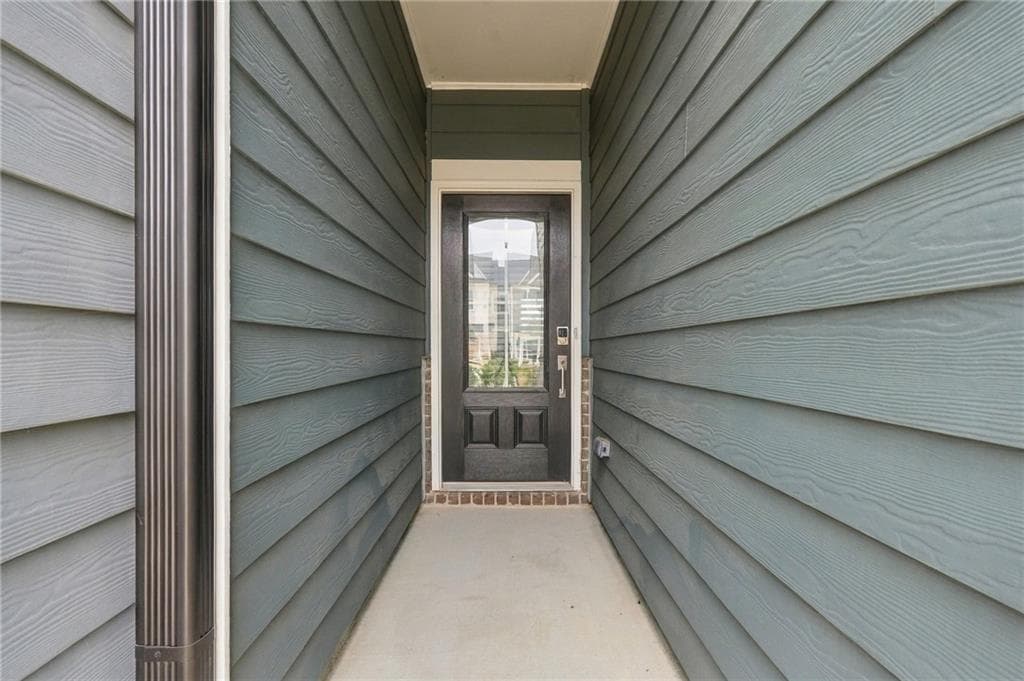 3 bedroom, 3 bathroom, 1,912 sq ft townhouse for sale at 5313 Melbourne Lane, Flowery Branch, GA 30542 — photo 5