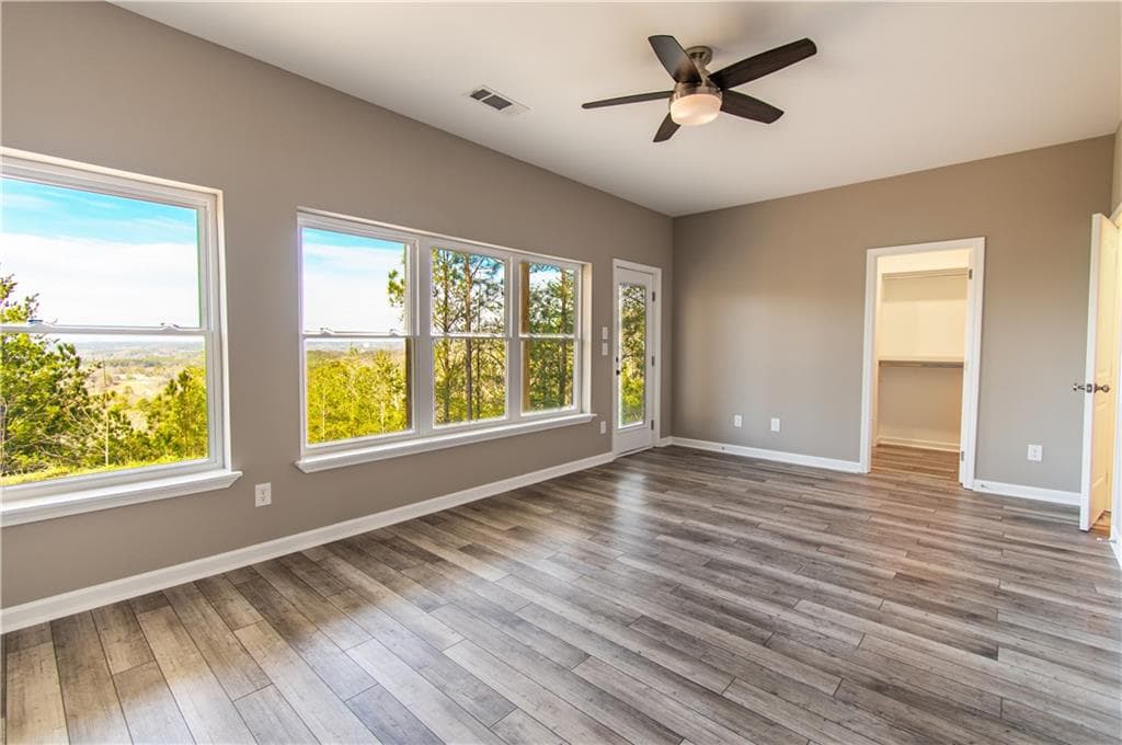 4 bedroom, 4 bathroom, 2,392 sq ft single family residence for rent at 115 Pinto Lane, Fairmount, GA 30139 for $2,650 a month — photo 8
