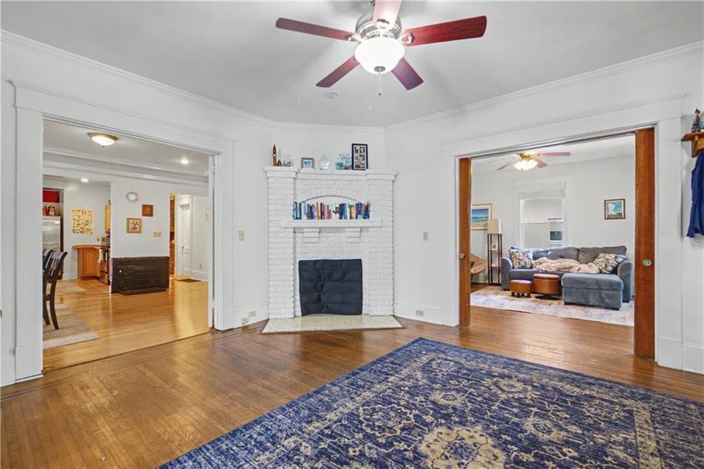 2 bedroom, 2 bathroom, 1,810 sq ft single family residence for sale at 957 Saint Charles Avenue, Atlanta, GA 30306 — photo 3