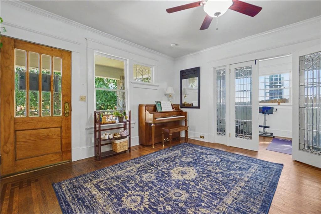 2 bedroom, 2 bathroom, 1,810 sq ft single family residence for sale at 957 Saint Charles Avenue, Atlanta, GA 30306 — photo 9