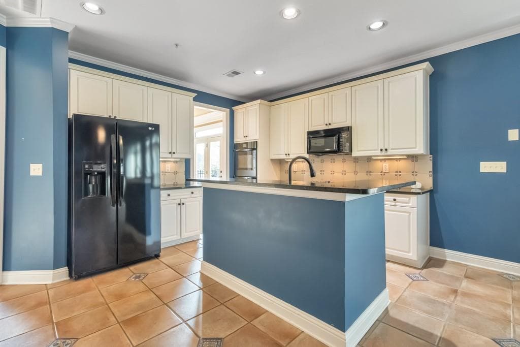 4 bedroom, 4 bathroom, 2,540 sq ft single family residence for sale at 1489 Herndon Lane, Marietta, GA 30062 — photo 3