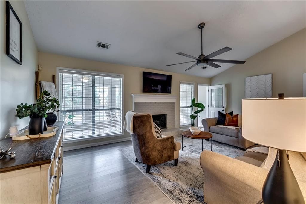 3 bedroom, 2 bathroom, 1,652 sq ft single family residence under contract at 195 Heather Woods Court, Covington, GA 30016 — photo 7