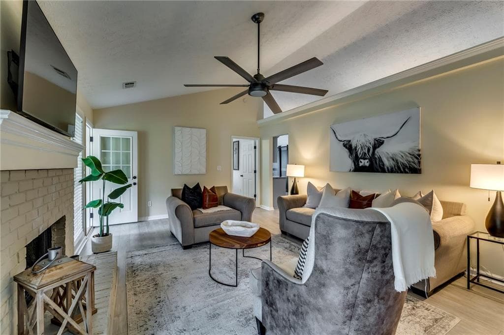3 bedroom, 2 bathroom, 1,652 sq ft single family residence under contract at 195 Heather Woods Court, Covington, GA 30016 — photo 8