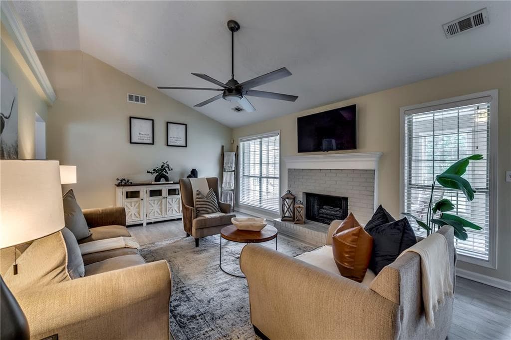 3 bedroom, 2 bathroom, 1,652 sq ft single family residence under contract at 195 Heather Woods Court, Covington, GA 30016 — photo 9