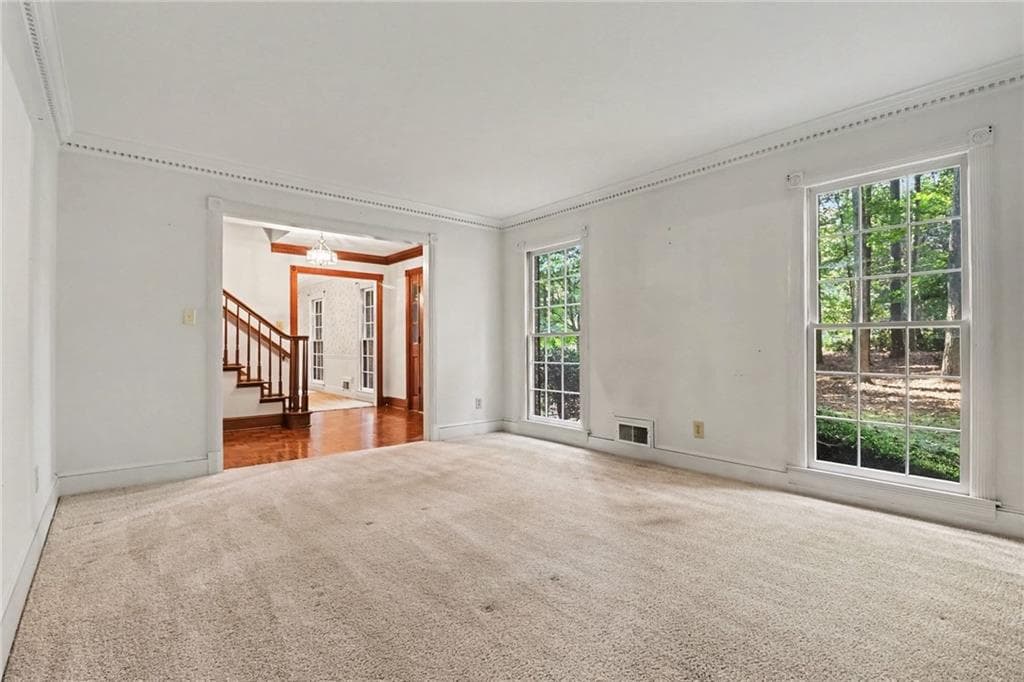 6 bedroom, 3 bathroom, 2,892 sq ft single family residence under contract at 170 Pruitt Drive, Alpharetta, GA 30004 — photo 7