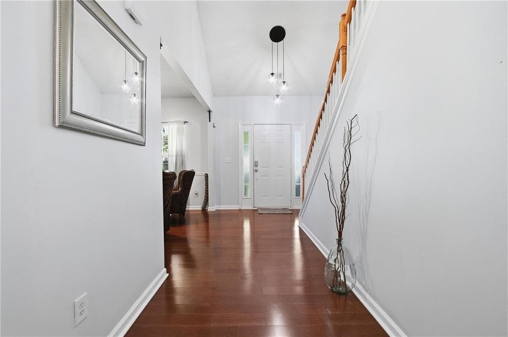 5 bedroom, 3 bathroom, 1,904 sq ft single family residence for sale at 272 Beckenham Lane, Dacula, GA 30019 — photo 3