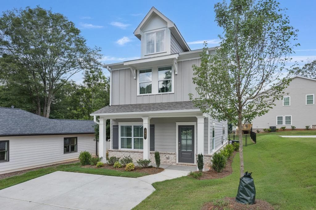 3 bedroom, 3 bathroom, 1,700 sq ft single family residence for sale at 297 Frasier Street, Marietta, GA 30060