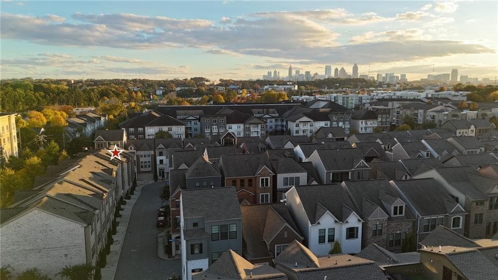 3 bedroom, 3 bathroom, 2,092 sq ft single family residence for sale at 582 Broadview Place, Atlanta, GA 30324 — photo 5