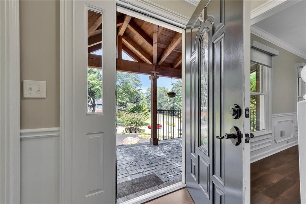 3 bedroom, 3 bathroom, 3,006 sq ft single family residence under contract at 1472 Triple Creek Court, Kennesaw, GA 30144 — photo 6