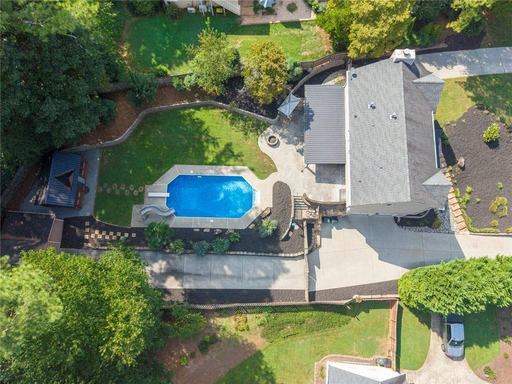 3 bedroom, 3 bathroom, 3,006 sq ft single family residence under contract at 1472 Triple Creek Court, Kennesaw, GA 30144