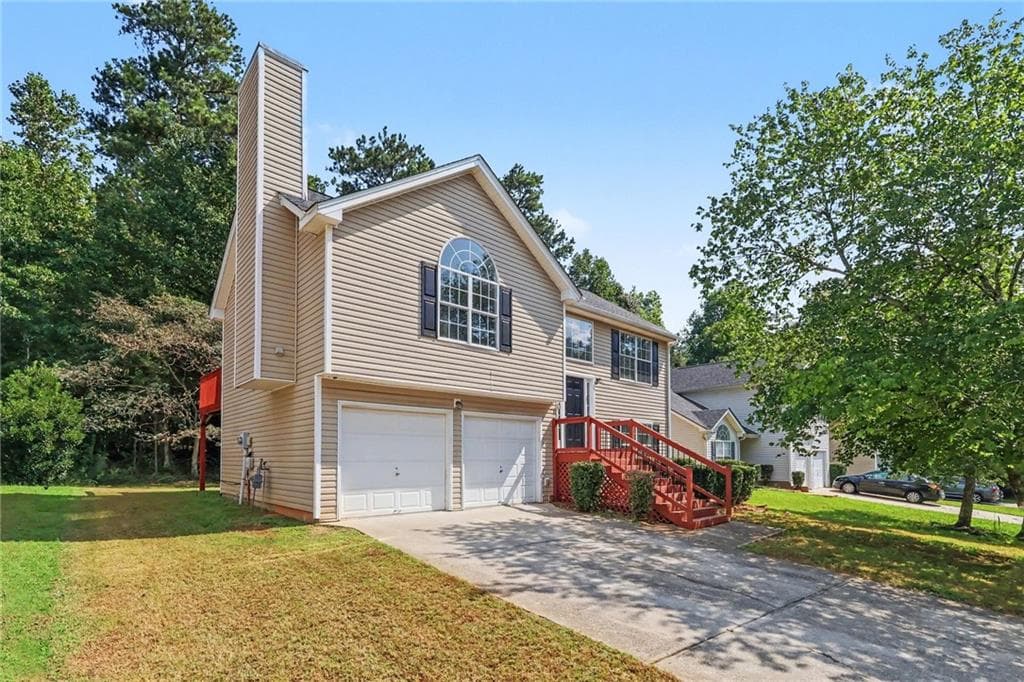 3 bedroom, 2 bathroom, 1,792 sq ft single family residence for sale at 3220 Diamond Bluff, Union City, GA 30291 — photo 2