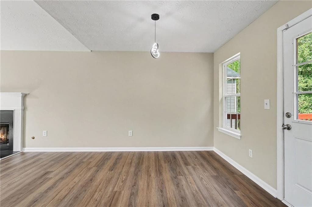 3 bedroom, 2 bathroom, 1,792 sq ft single family residence for sale at 3220 Diamond Bluff, Union City, GA 30291 — photo 10