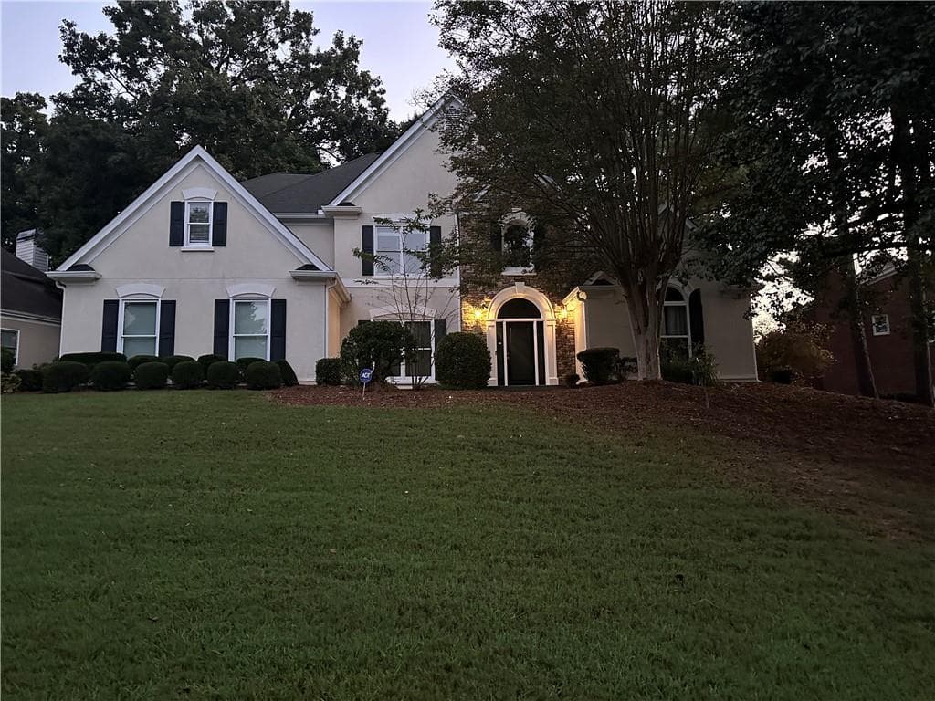 4 bedroom, 4 bathroom, 3,403 sq ft single family residence for rent at 590 Sweet Stream Trace, Duluth, GA 30097 for $3,600 a month — photo 2