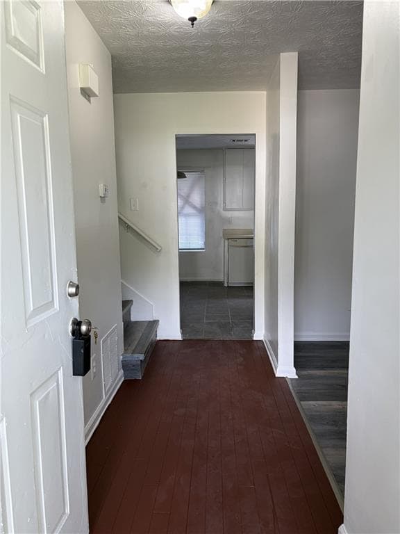 3 bedroom, 3 bathroom, 2,489 sq ft single family residence for sale at 3273 Corktree Trail, Lithonia, GA 30038 — photo 4
