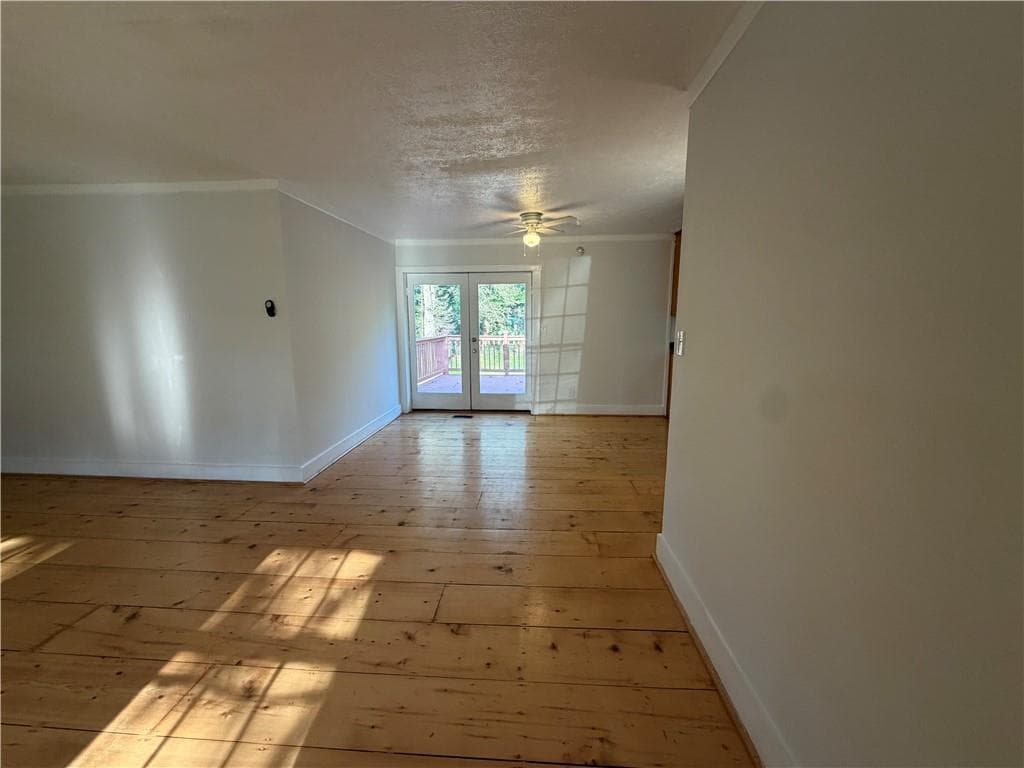 3 bedroom, 2 bathroom, 1,446 sq ft single family residence under contract at 3941 Lauada Drive, Douglasville, GA 30135 — photo 6