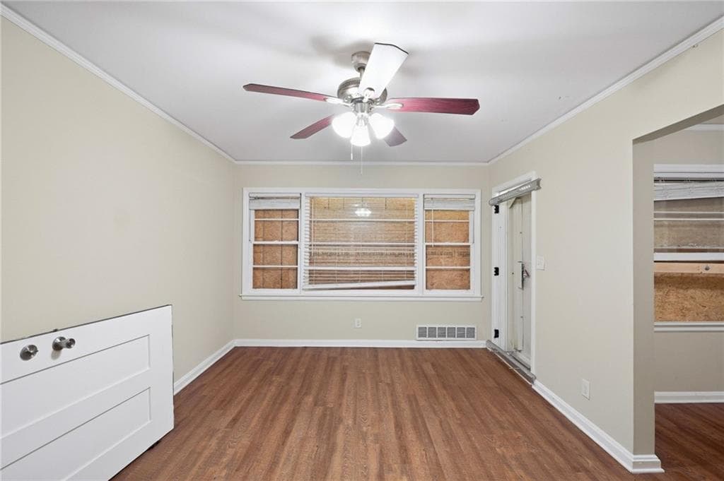 4 bedroom, 1 bathroom, 1,220 sq ft single family residence for sale at 3011 Belvedere Lane, Decatur, GA 30032 — photo 2