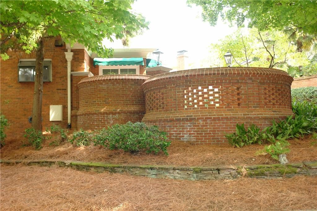 3 bedroom, 3 bathroom, 2,832 sq ft single family residence for sale at 1430 Sheridan Walk, Atlanta, GA 30324 — photo 6