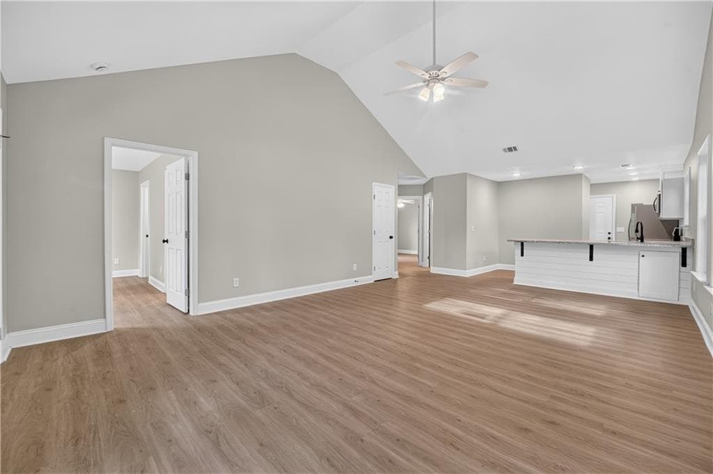 3 bedroom, 2 bathroom, 1,449 sq ft single family residence for sale at 1126 E 56th Street, Savannah, GA 31404 — photo 9