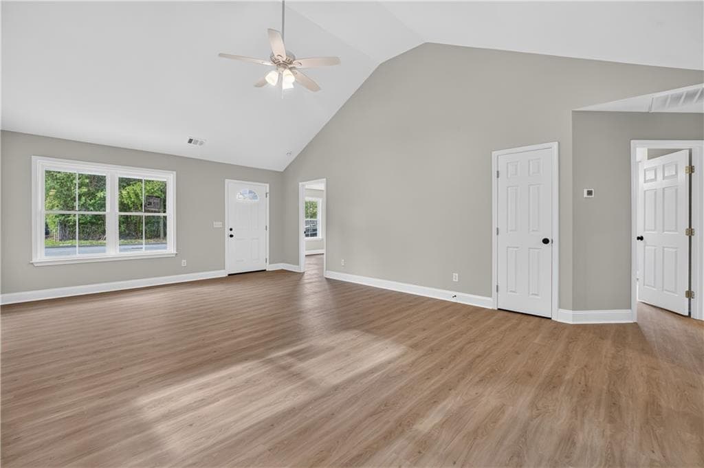 3 bedroom, 2 bathroom, 1,449 sq ft single family residence for sale at 1126 E 56th Street, Savannah, GA 31404 — photo 10