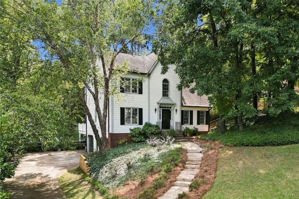 4 bedroom, 3 bathroom, 3,011 sq ft single family residence for sale at 1448 Wintercress Court, Marietta, GA 30066 — photo 3