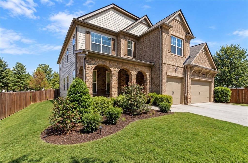 5 bedroom, 4 bathroom, 4,217 sq ft single family residence for sale at 731 Red Wolf Run, South Fulton, GA 30349 — photo 2