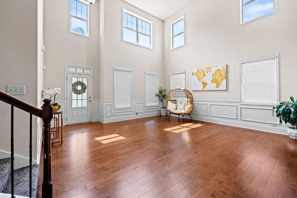 5 bedroom, 4 bathroom, 4,217 sq ft single family residence for sale at 731 Red Wolf Run, South Fulton, GA 30349 — photo 4