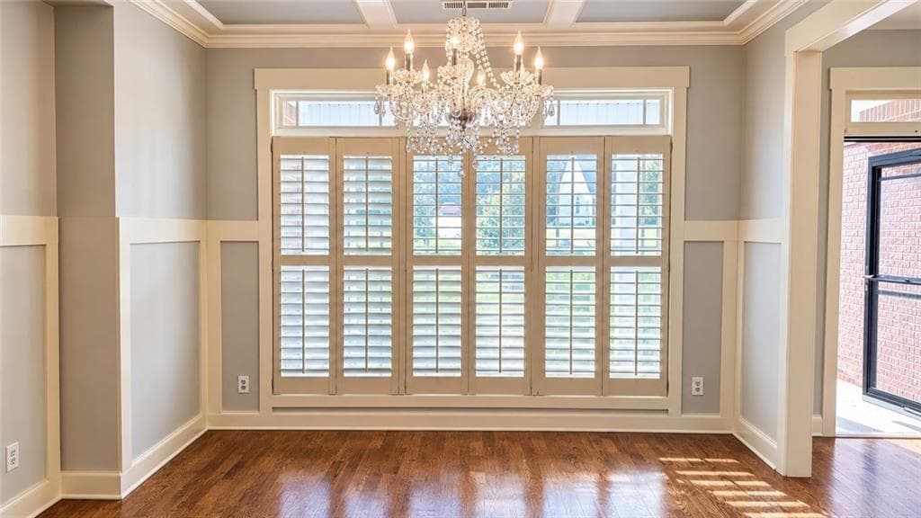 5 bedroom, 4 bathroom, 4,149 sq ft single family residence for sale at 440 Nora Drive, Fayetteville, GA 30214 — photo 4