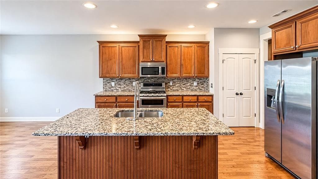 5 bedroom, 4 bathroom, 4,149 sq ft single family residence for sale at 440 Nora Drive, Fayetteville, GA 30214 — photo 7