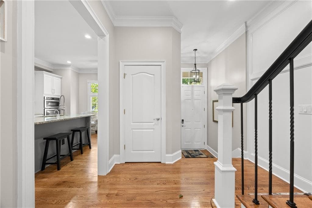 3 bedroom, 4 bathroom, 3,091 sq ft townhouse for sale at 4292 Kingston Gate Cove, Atlanta, GA 30341 — photo 8