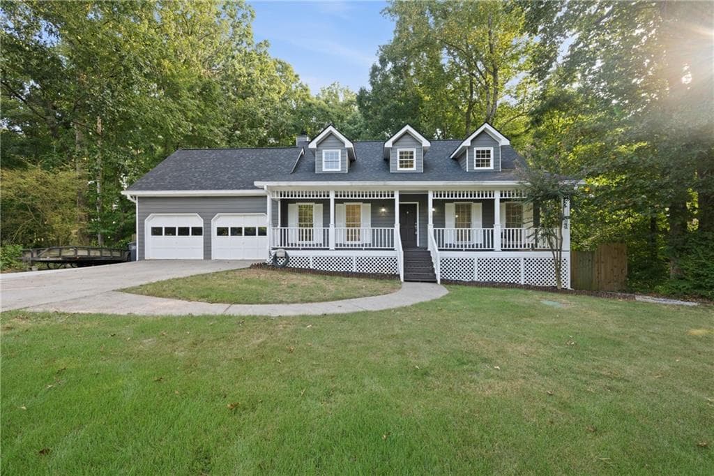 4 bedroom, 4 bathroom, 3,030 sq ft single family residence under contract at 800 Winnbrook Drive, Dacula, GA 30019