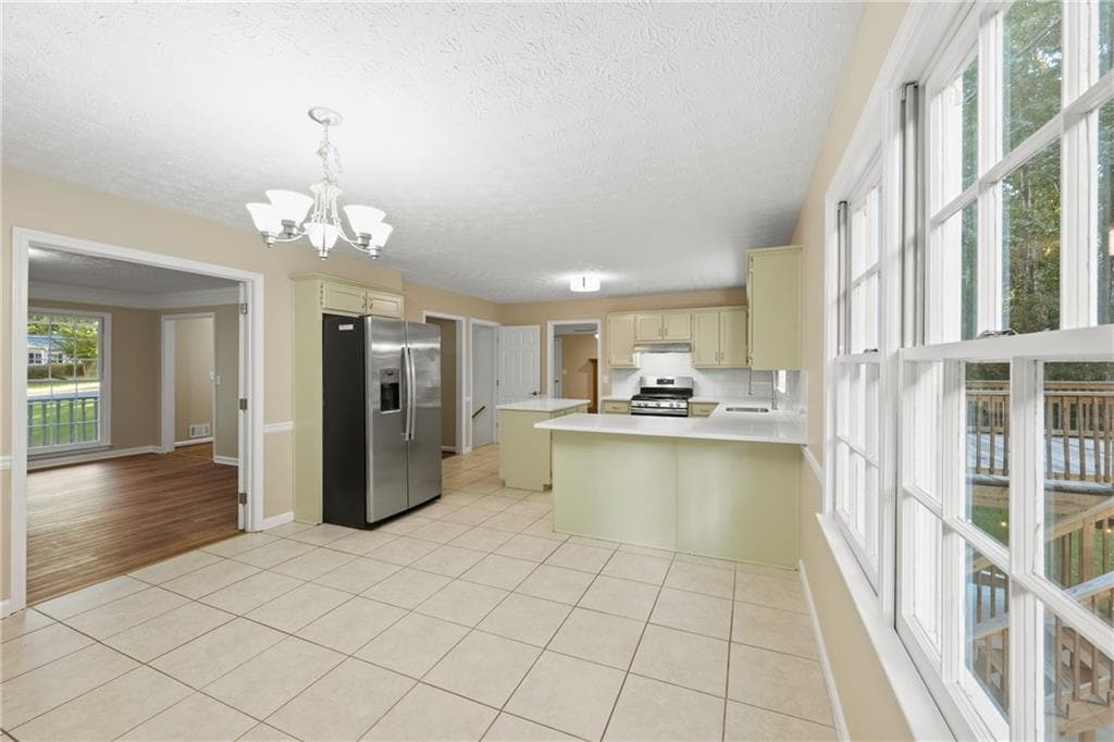 4 bedroom, 4 bathroom, 3,030 sq ft single family residence under contract at 800 Winnbrook Drive, Dacula, GA 30019 — photo 8