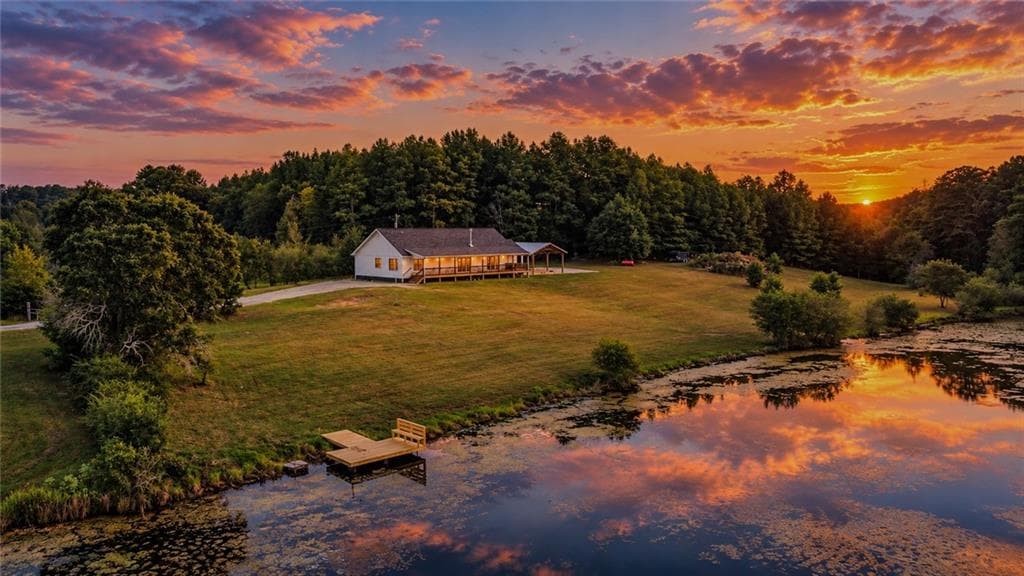 3 bedroom, 2 bathroom, 2,528 sq ft single family residence for sale at 304 Rhinehart Dr, Ranger, GA 30734 — photo 2