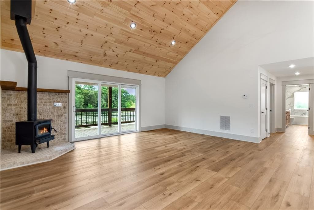 3 bedroom, 2 bathroom, 2,528 sq ft single family residence for sale at 304 Rhinehart Dr, Ranger, GA 30734 — photo 8