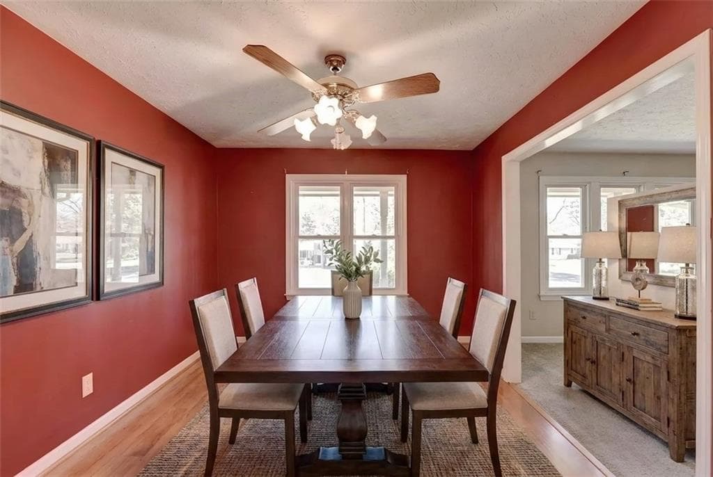 3 bedroom, 2 bathroom, 1,566 sq ft single family residence under contract at 2926 Elizabeth Lane, Snellville, GA 30078 — photo 6