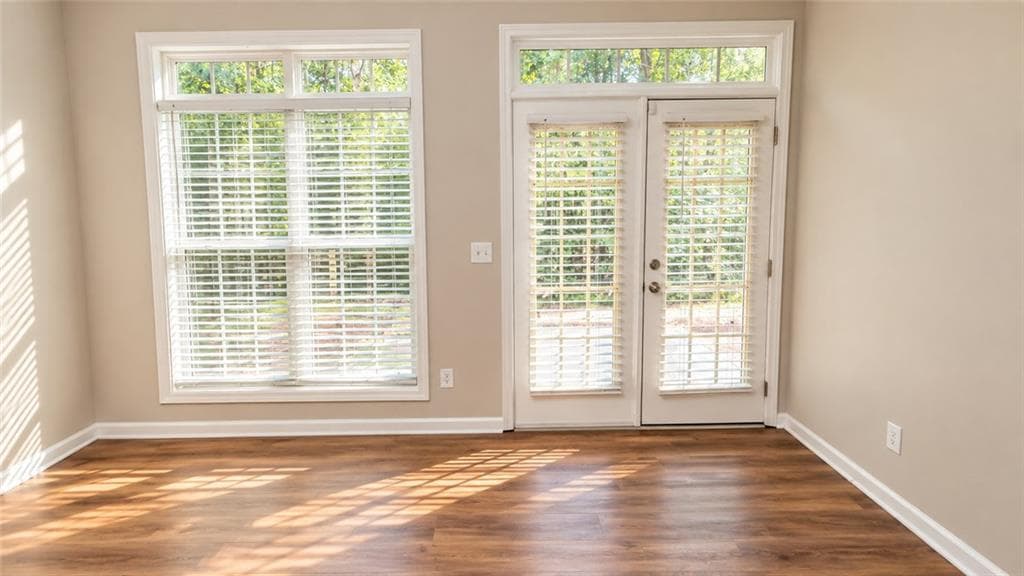 3 bedroom, 2 bathroom, 1,980 sq ft townhouse for sale at 6276 Colonial View, Fairburn, GA 30213 — photo 9