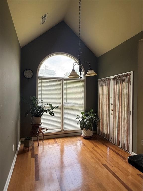 3 bedroom, 2 bathroom, 2,066 sq ft single family residence for sale at 2072 Little River Drive, Suwanee, GA 30024 — photo 5