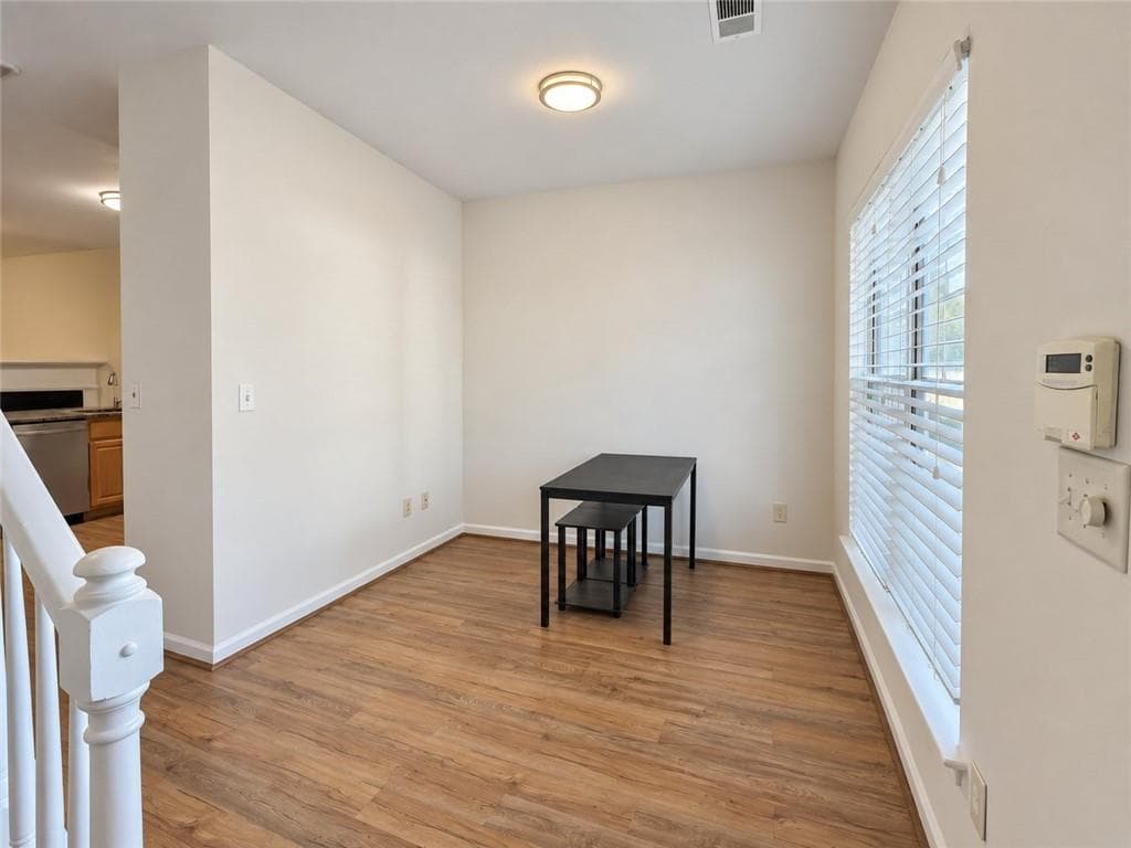2 bedroom, 3 bathroom, 1,240 sq ft townhouse for rent at 1503 Cove Creek Circle, Norcross, GA 30093 for $1,800 a month — photo 3