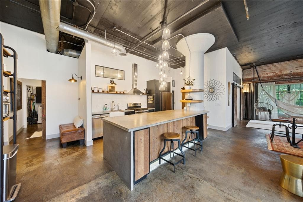 3 bedroom, 2 bathroom, 1,914 sq ft condominium for rent at 881 Memorial Drive 118, Atlanta, GA 30316 for $5,500 a month — photo 3
