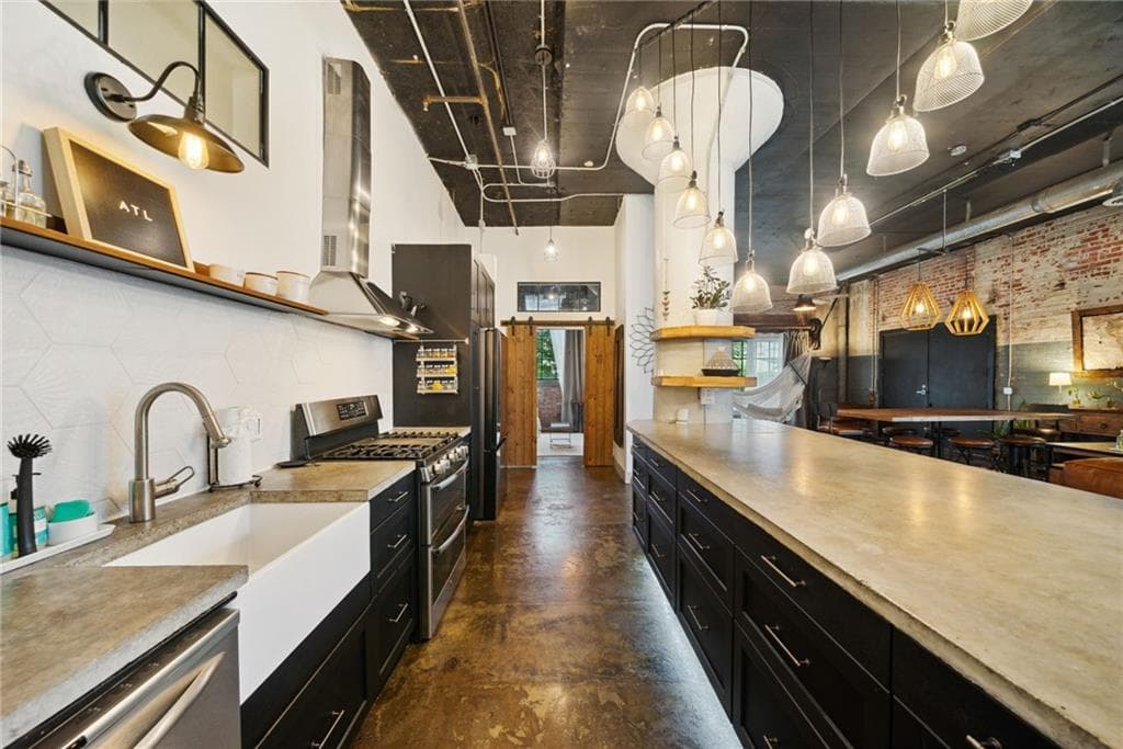3 bedroom, 2 bathroom, 1,914 sq ft condominium for rent at 881 Memorial Drive 118, Atlanta, GA 30316 for $5,500 a month — photo 5