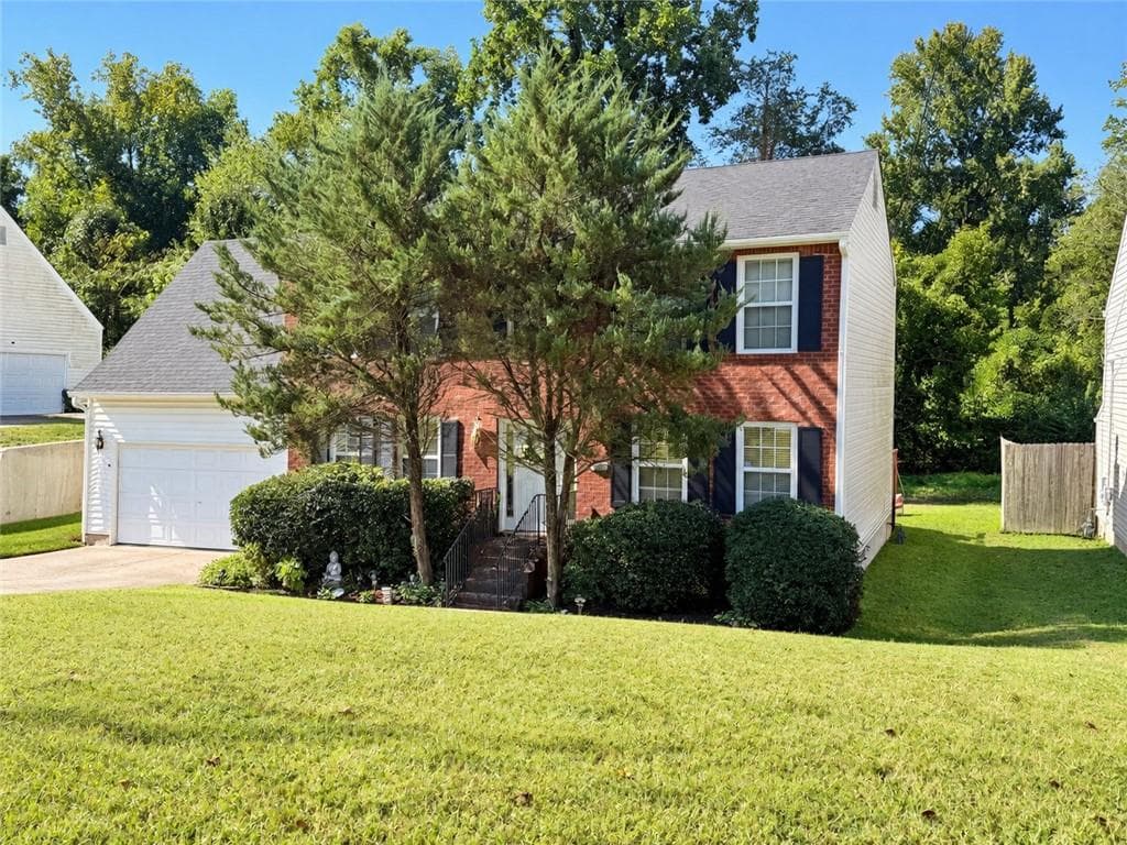 4 bedroom, 3 bathroom, 1,980 sq ft single family residence for sale at 2200 Surrey Trail, Atlanta, GA 30349