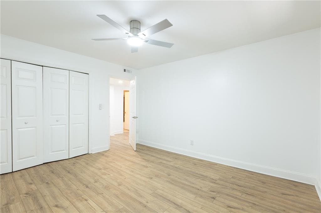 3 bedroom, 2 bathroom, 1,469 sq ft condominium for sale at 6851 Roswell Road I11, Atlanta, GA 30328 — photo 10