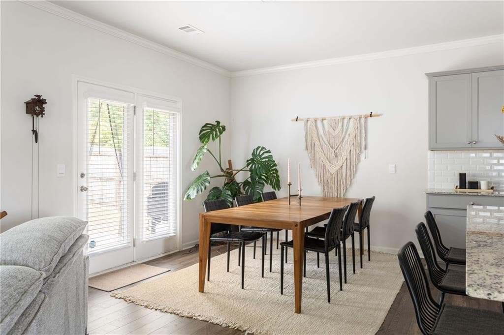 4 bedroom, 3 bathroom, 2,136 sq ft single family residence for sale at 6007 Hoot Owl Lane, Flowery Branch, GA 30542 — photo 7