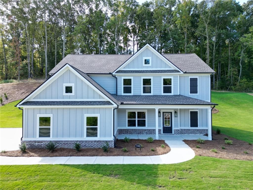 4 bedroom, 3 bathroom, 2,660 sq ft single family residence under contract at 1280 BIRCH Way, Loganville, GA 30052