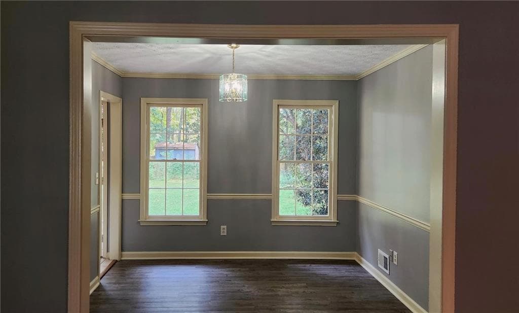 4 bedroom, 3 bathroom, 1,650 sq ft single family residence for rent at 1011 Forest Park Lane, Suwanee, GA 30024 for $2,250 a month — photo 5