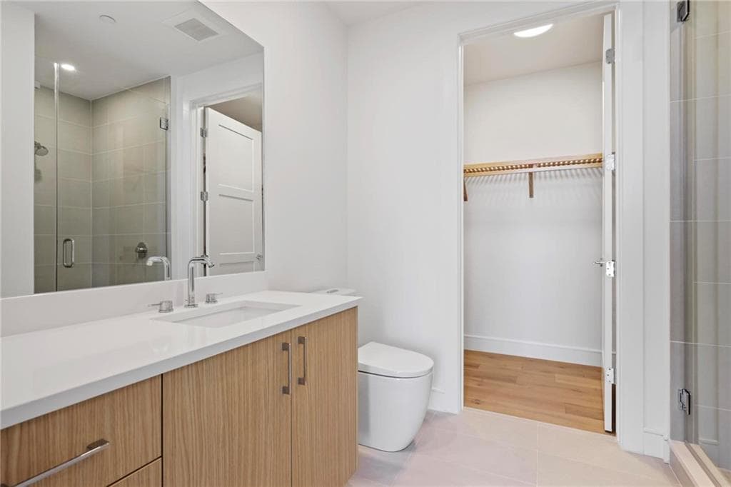2 bedroom, 3 bathroom, 1,952 sq ft condominium for rent at 2425 Peachtree Road 1402, Atlanta, GA 30309 for $9,800 a month — photo 6