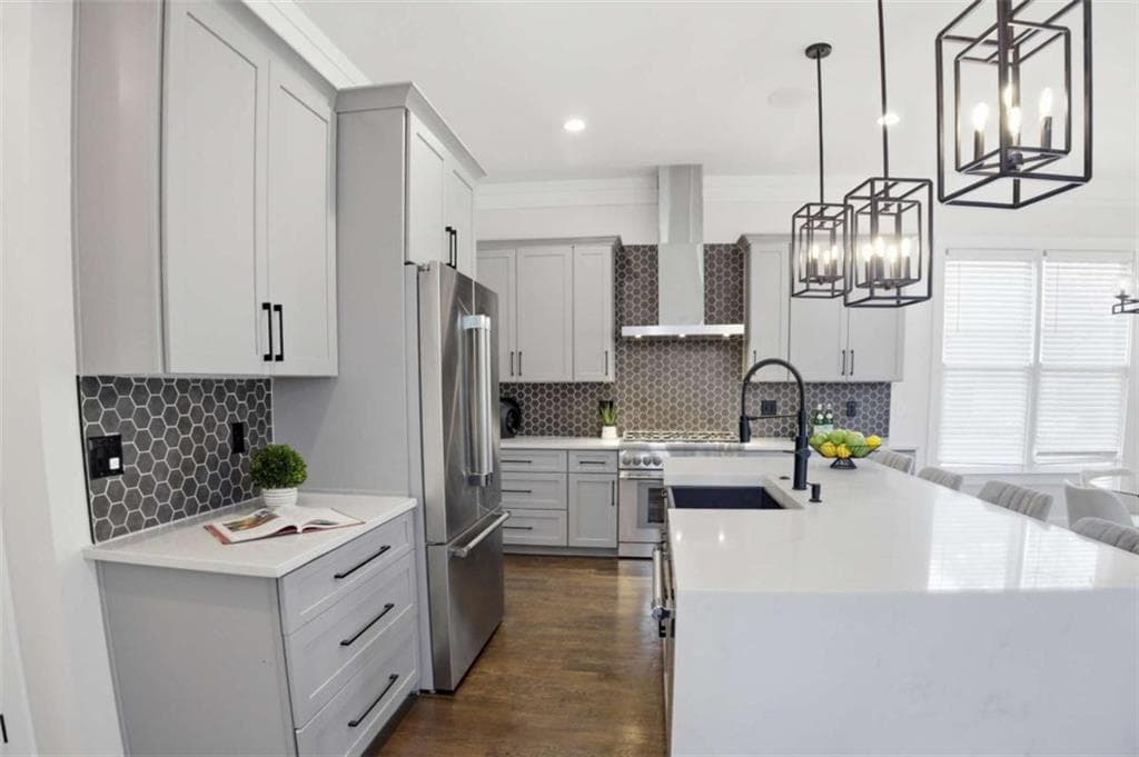 4 bedroom, 4 bathroom, 2,753 sq ft single family residence for sale at 2876 Alexa Avenue, Atlanta, GA 30317 — photo 8
