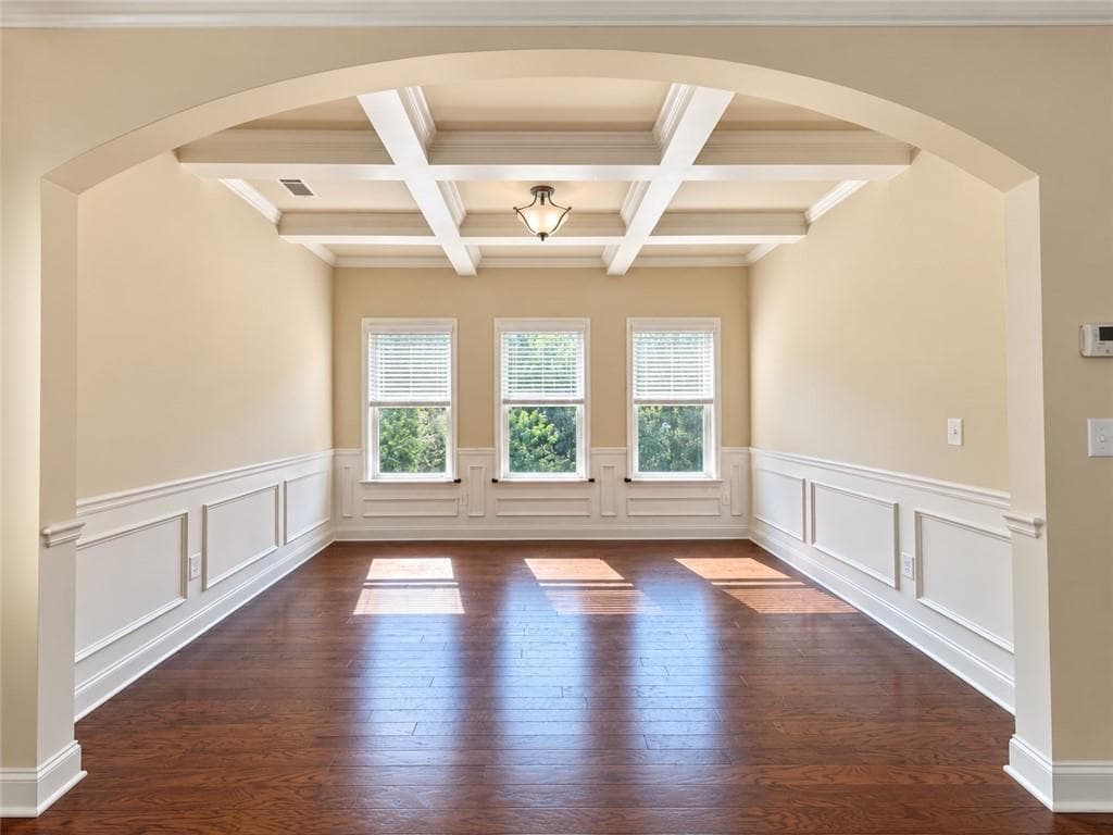 4 bedroom, 3 bathroom, 2,442 sq ft single family residence for rent at 4025 Hunters Walk Way, Cumming, GA 30028 for $2,650 a month — photo 4