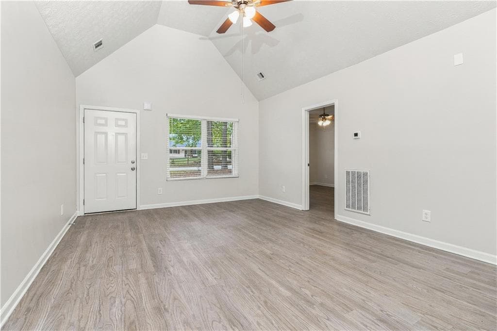 3 bedroom, 2 bathroom, 1,248 sq ft single family residence for sale at 123 Whispering Pine Lane, White, GA 30184 — photo 5